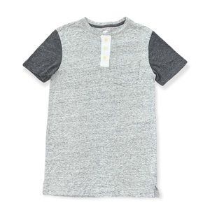 Old Navy boys tee shirt